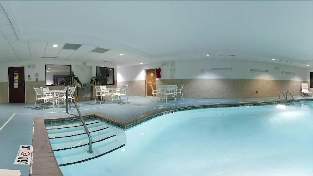 Holiday Inn Express & Suites Chesapeake By Ihg Ngoại thất bức ảnh
