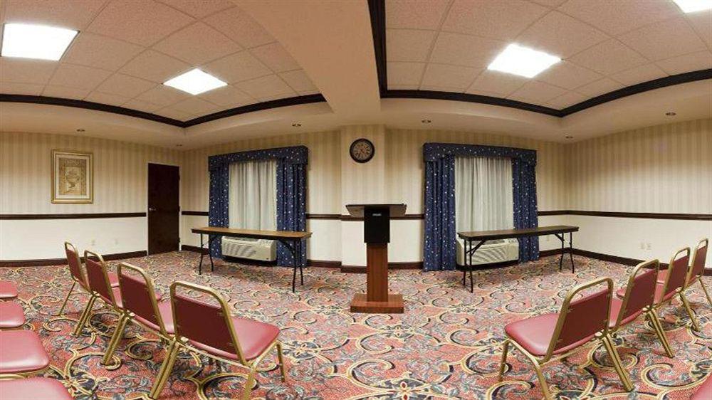 Holiday Inn Express & Suites Chesapeake By Ihg Ngoại thất bức ảnh