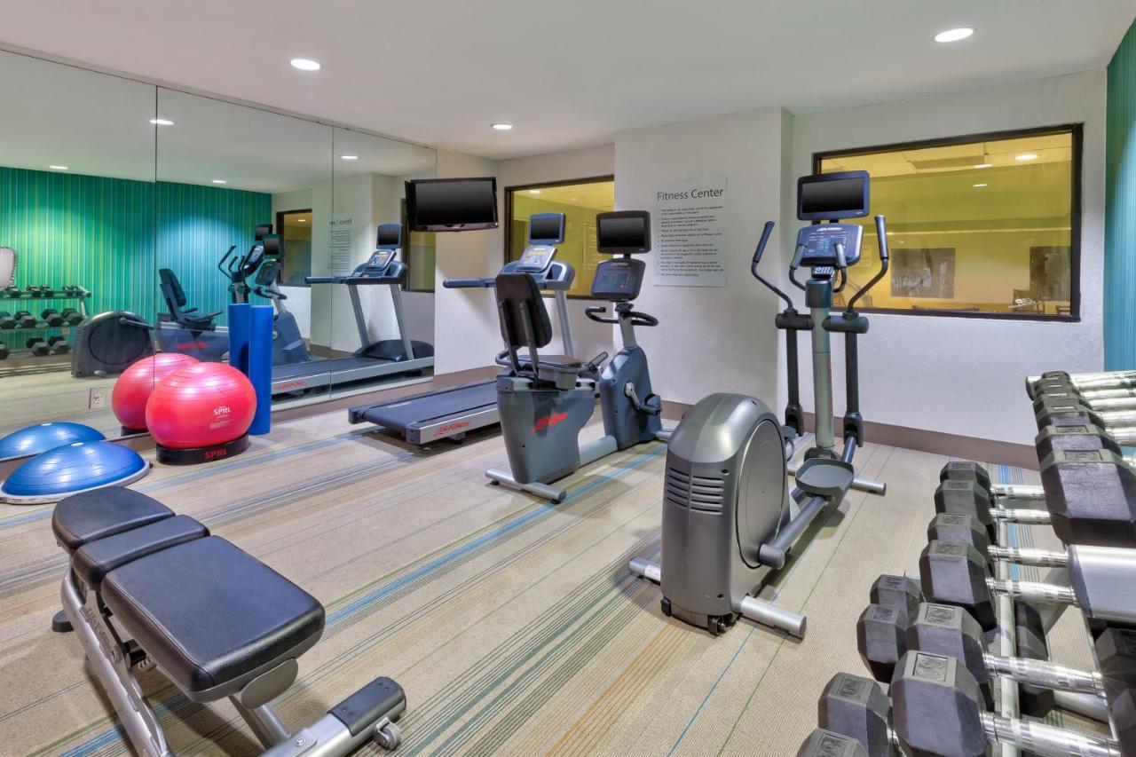 Holiday Inn Express & Suites Chesapeake By Ihg Ngoại thất bức ảnh