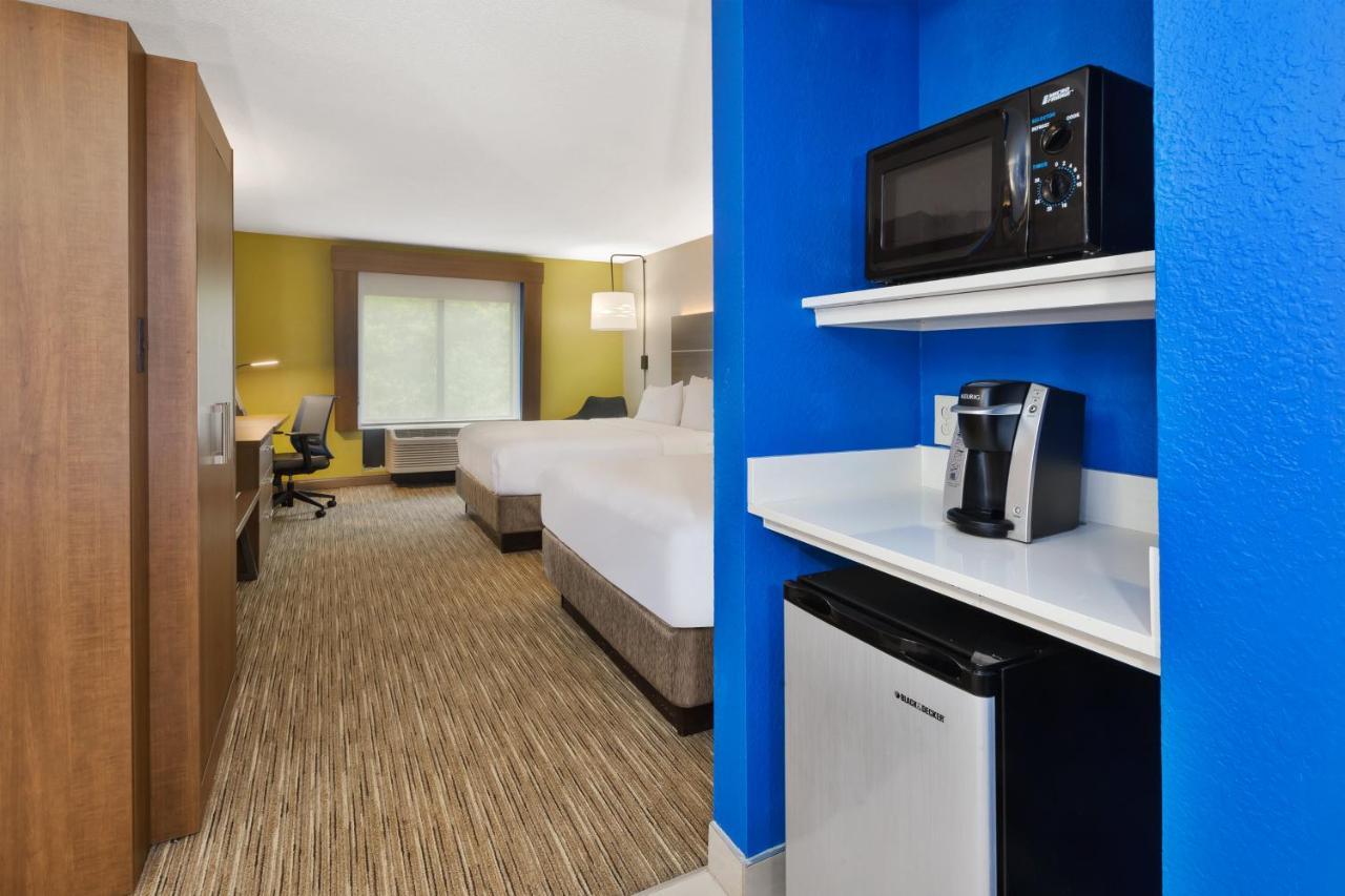 Holiday Inn Express & Suites Chesapeake By Ihg Ngoại thất bức ảnh