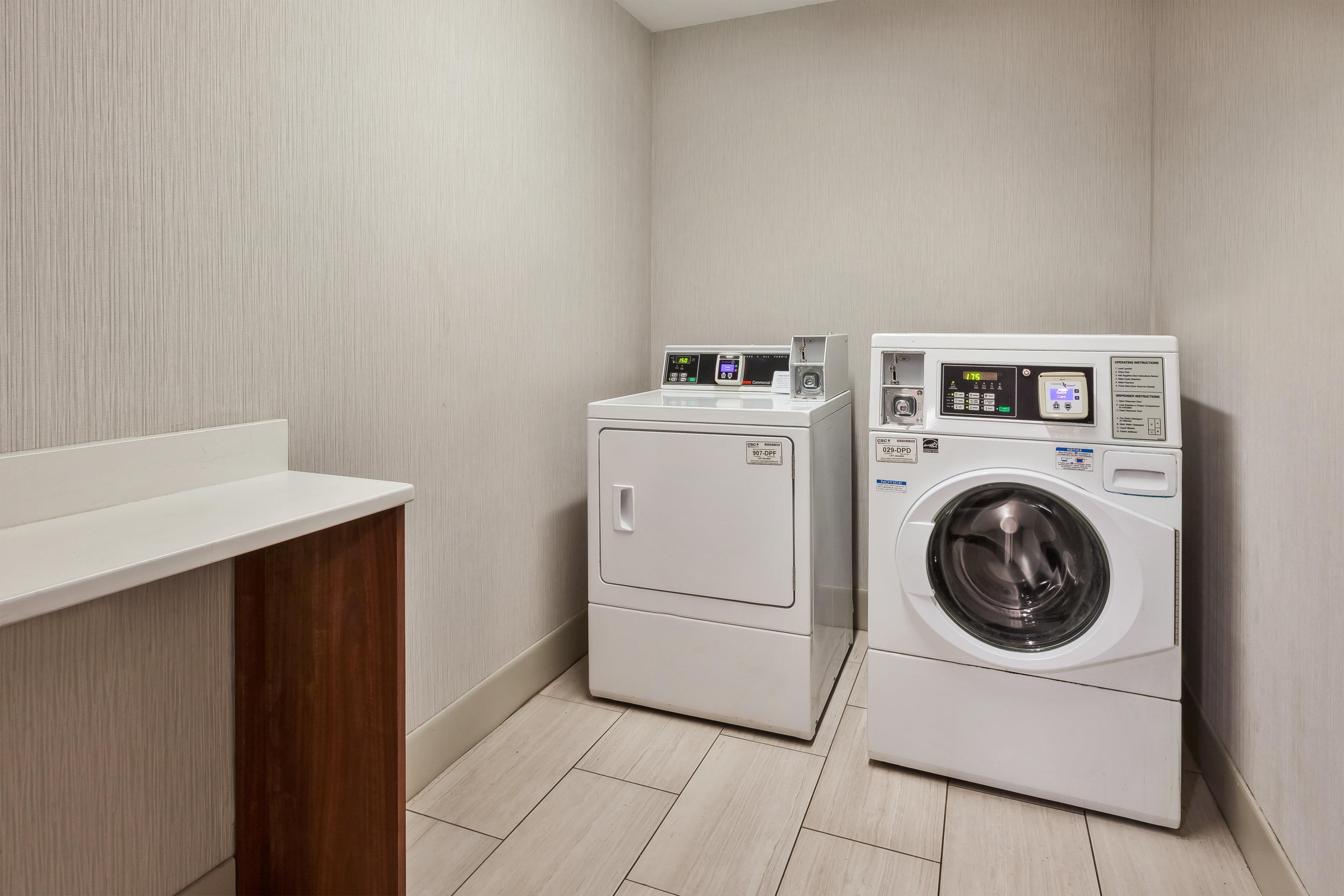 Holiday Inn Express & Suites Chesapeake By Ihg Ngoại thất bức ảnh