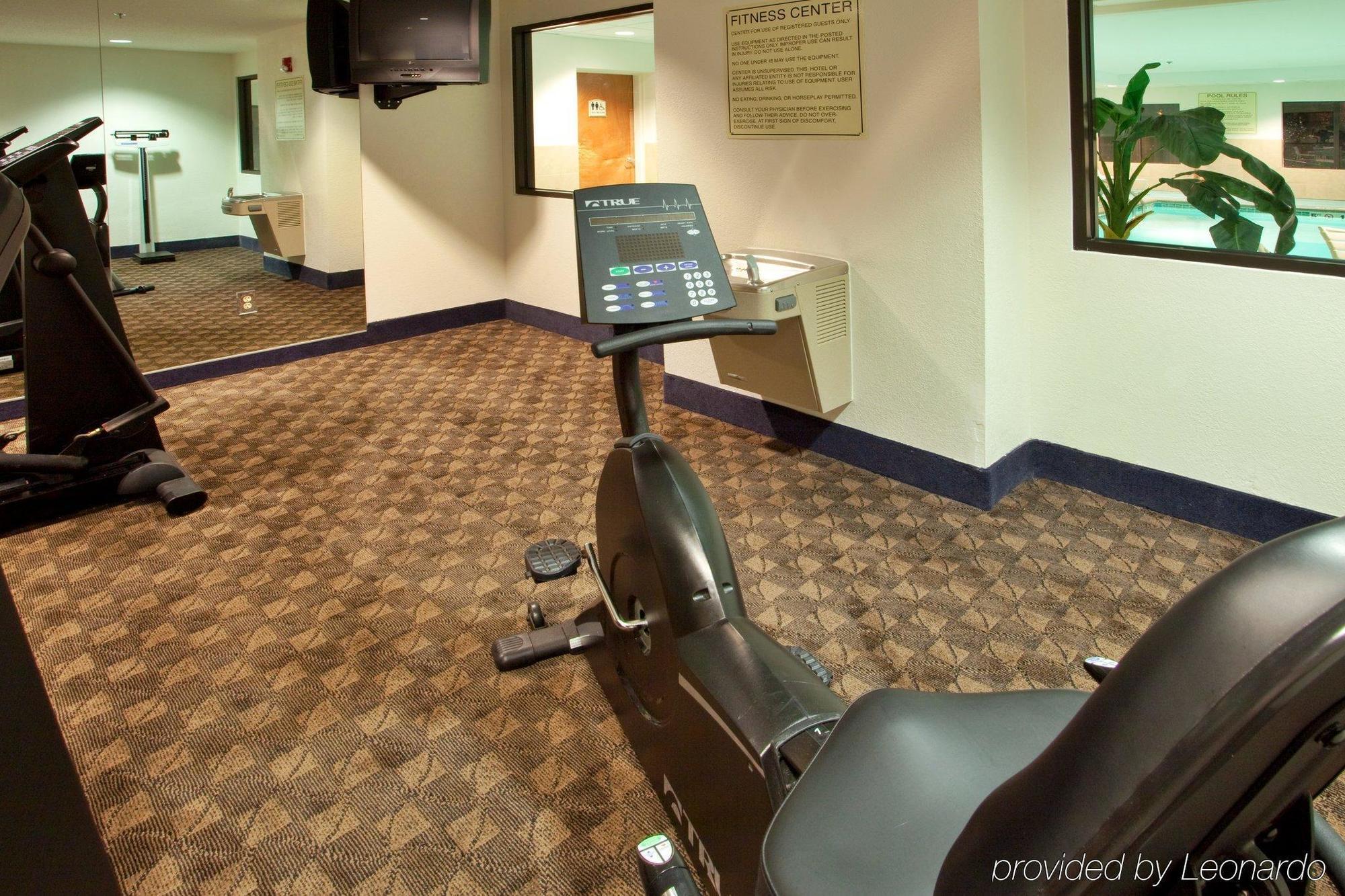 Holiday Inn Express & Suites Chesapeake By Ihg Tiện nghi bức ảnh