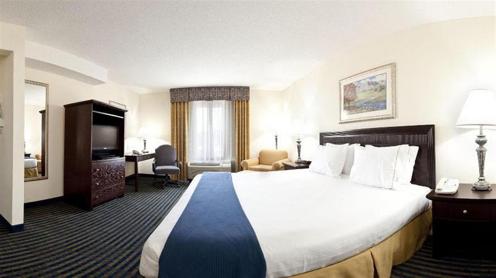 Holiday Inn Express & Suites Chesapeake By Ihg Ngoại thất bức ảnh